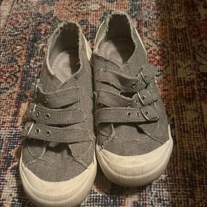 Rocket Dog Gray women’s Sneakers